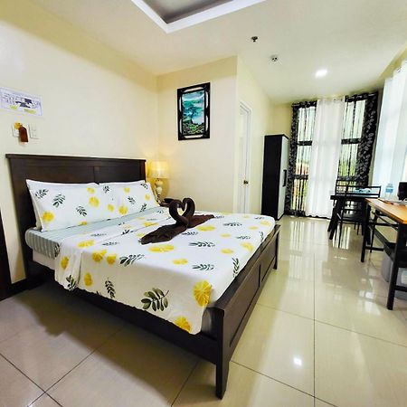 B&J Guesthouse&Tours Tagbilaran Eksteriør billede