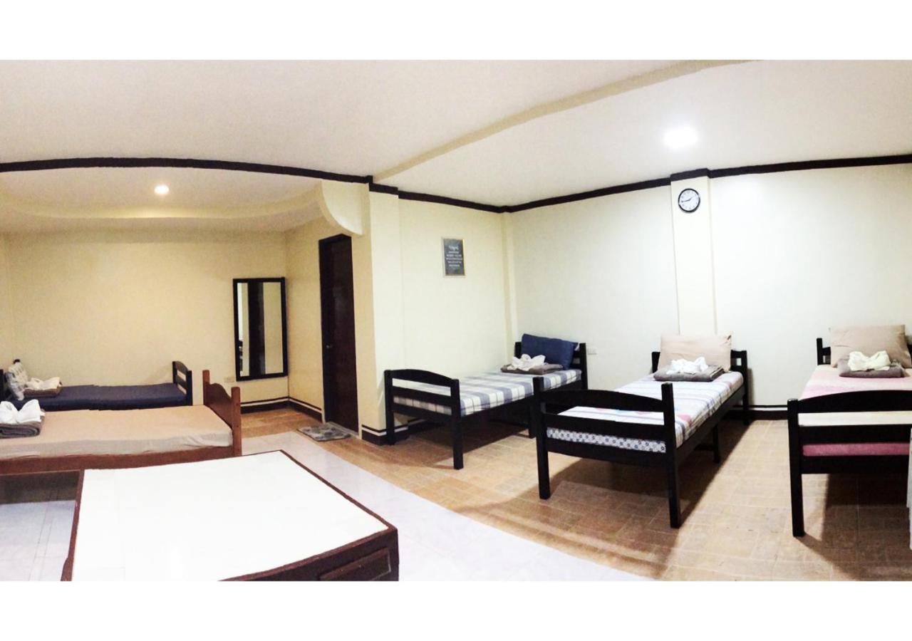 B&J Guesthouse&Tours Tagbilaran Eksteriør billede