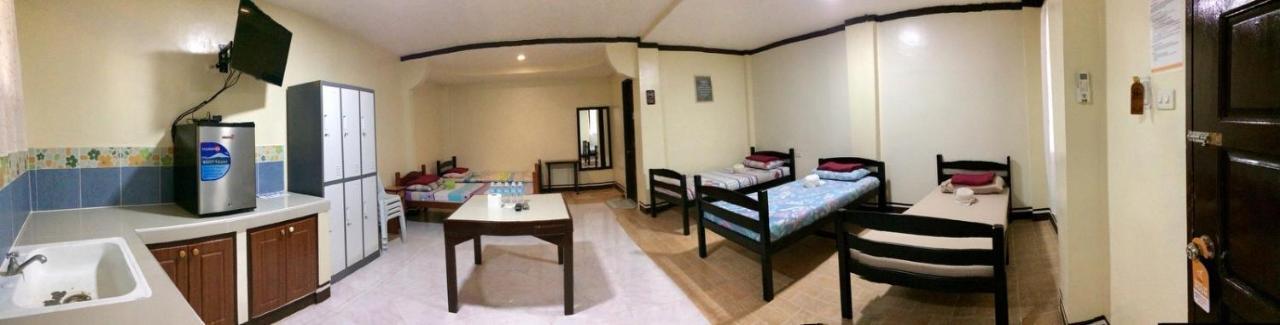 B&J Guesthouse&Tours Tagbilaran Eksteriør billede