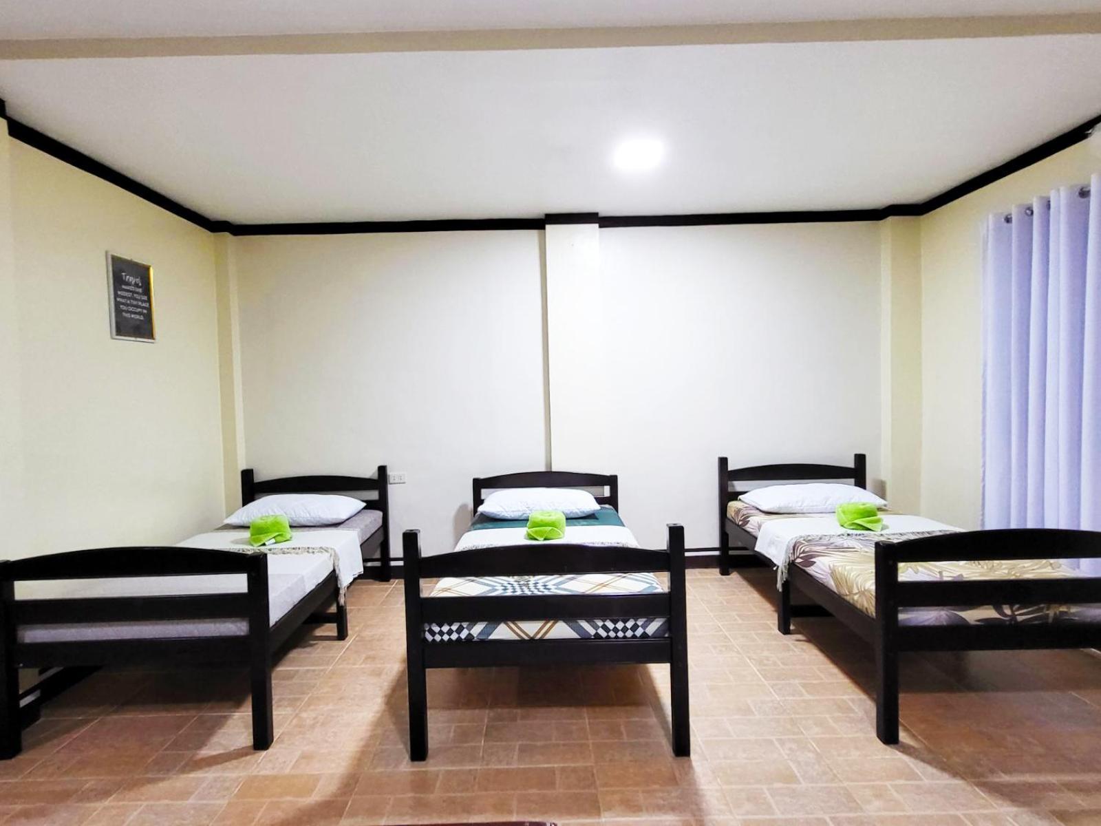 B&J Guesthouse&Tours Tagbilaran Eksteriør billede