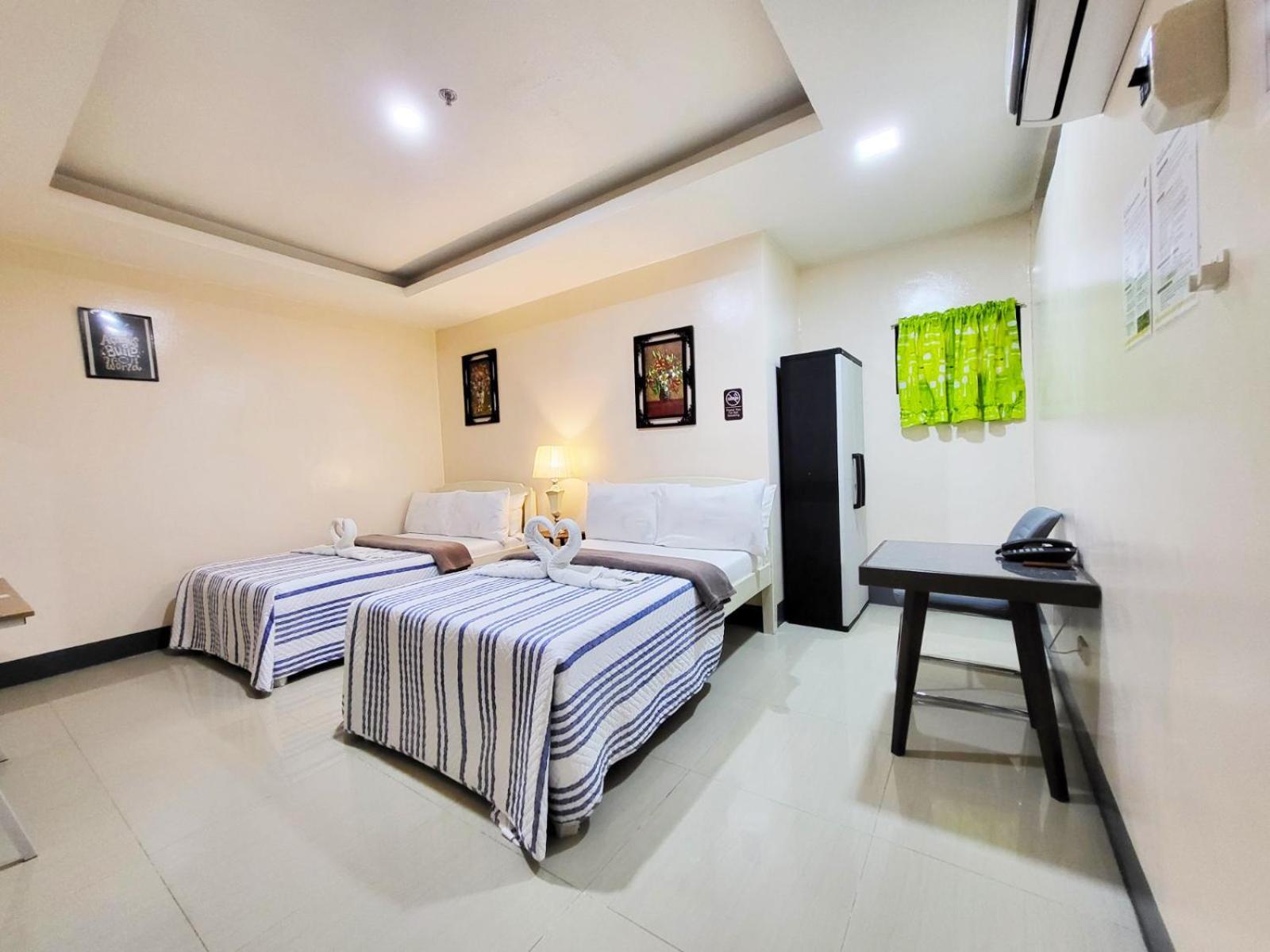 B&J Guesthouse&Tours Tagbilaran Eksteriør billede